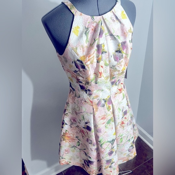 NEW Vince Camuto Size 6 Floral Tapestry High Neck Halter Fit Flare Dress Pockets - Picture 12 of 16